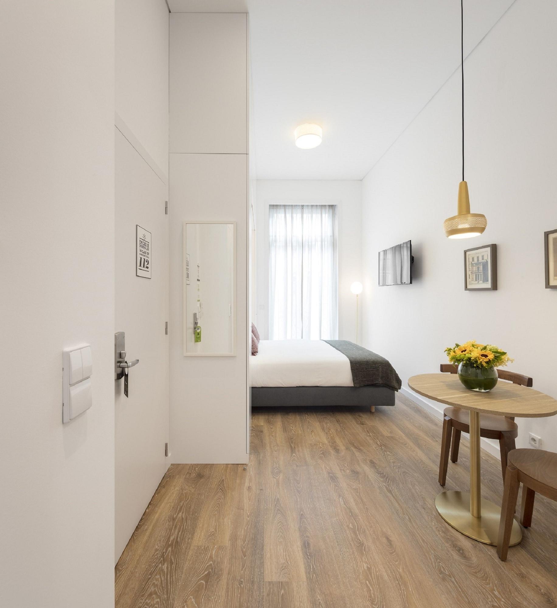 ลิสบอน เซอร์วิซ อพาร์ตเมนต์ - เชียโด เอเมนดา Apartment ภายนอก รูปภาพ