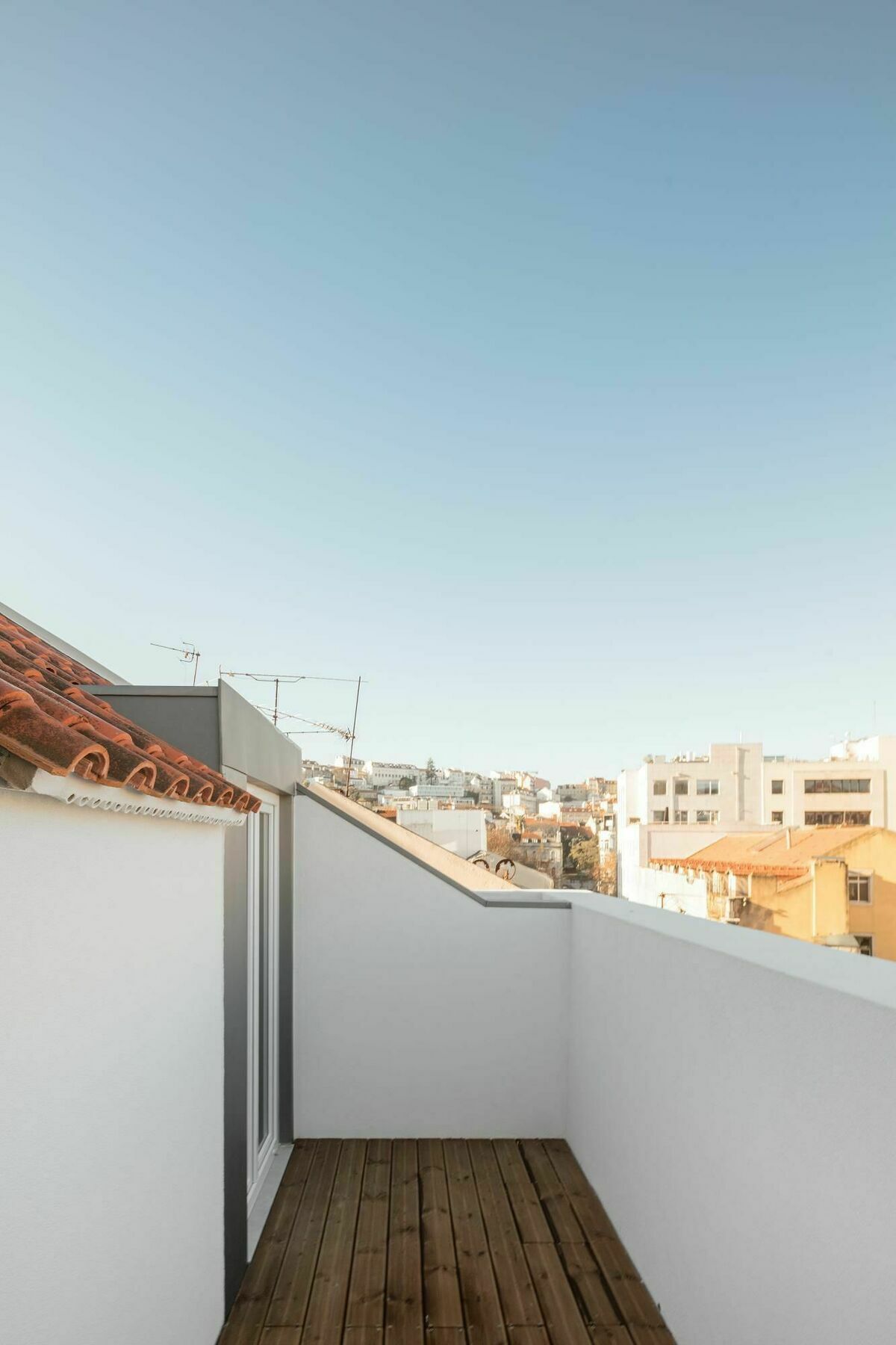 ลิสบอน เซอร์วิซ อพาร์ตเมนต์ - เชียโด เอเมนดา Apartment ภายนอก รูปภาพ