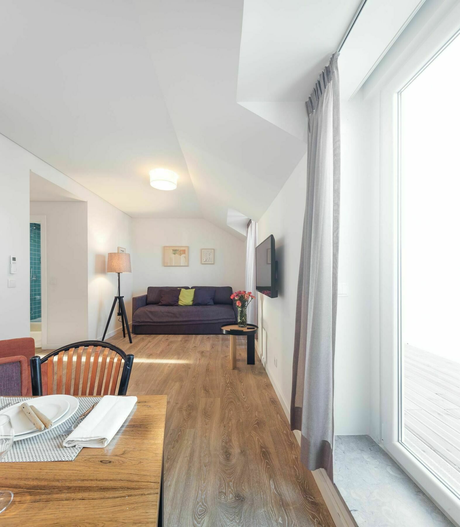 ลิสบอน เซอร์วิซ อพาร์ตเมนต์ - เชียโด เอเมนดา Apartment ภายนอก รูปภาพ