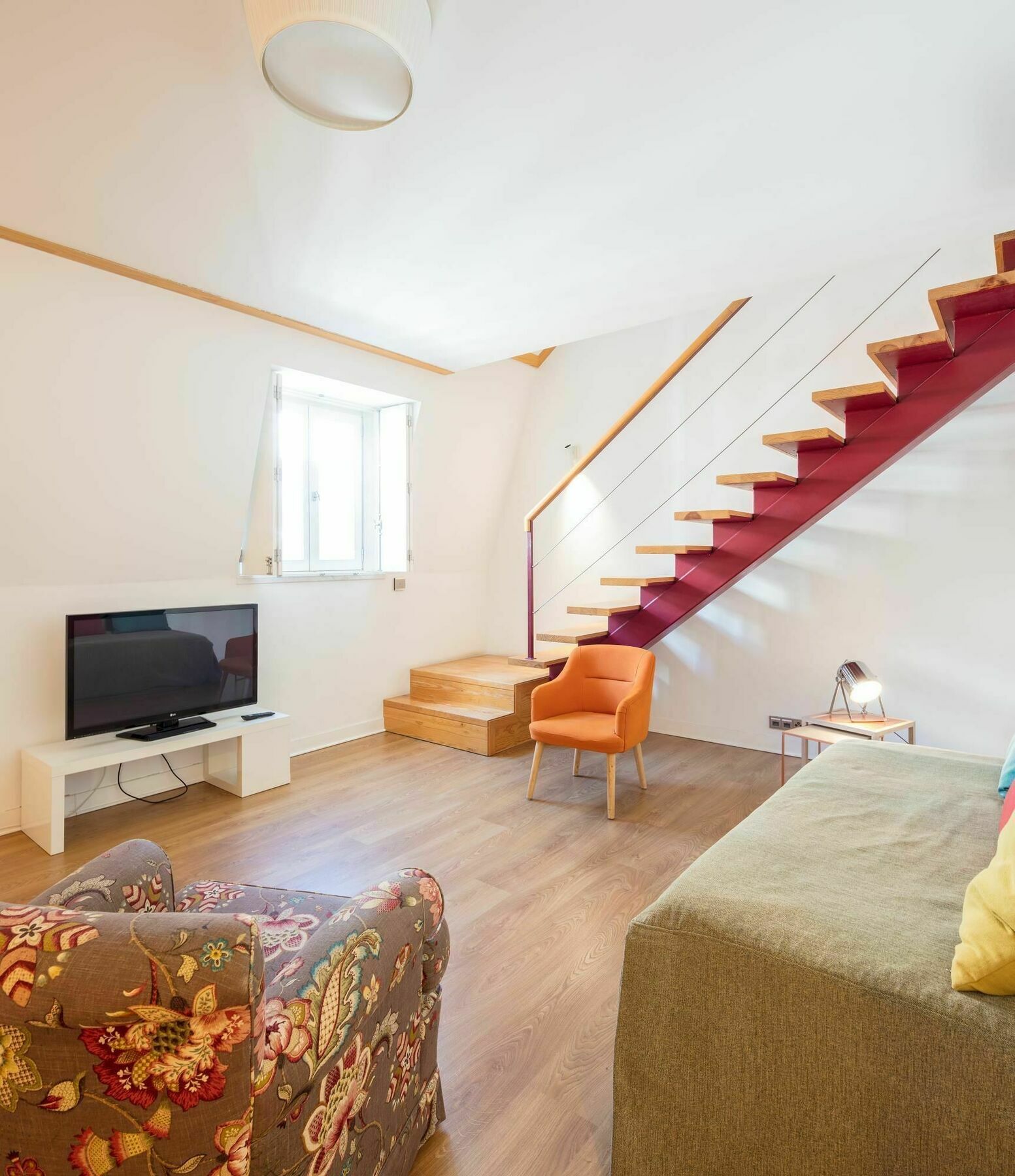 ลิสบอน เซอร์วิซ อพาร์ตเมนต์ - เชียโด เอเมนดา Apartment ภายนอก รูปภาพ